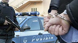 A POTENZA ARRESTATI DUE RAGAZZI DI 22 E 29 ANNI IN POSSESSO DI BEN "40 DOSI DI EROINA"